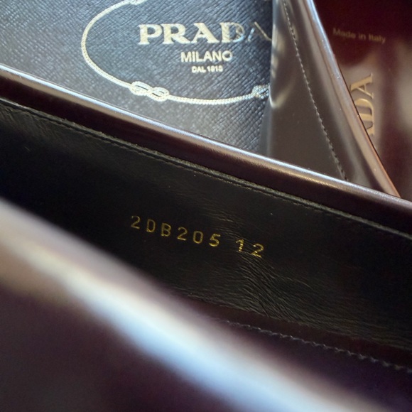 NEW! $1,220 Prada Classic Leather Loafers in Cordovan Maroon Shoes 13 - Picture 7 of 9